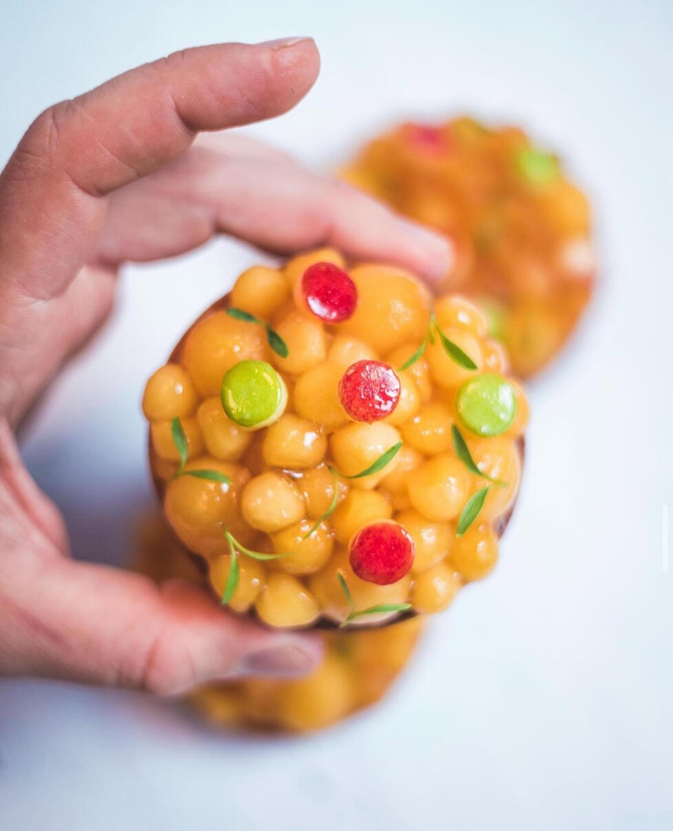 Haut comme 33 pommes